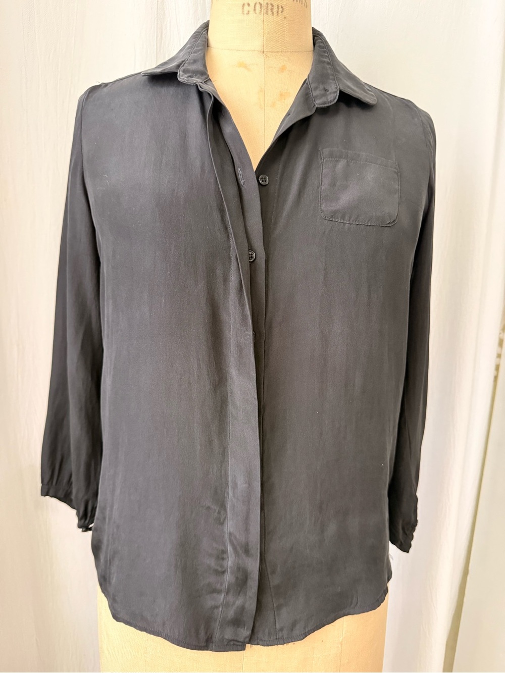 Sandro, 100% Silk Button Front Blouse with Open Back, sz 1 (US 4)